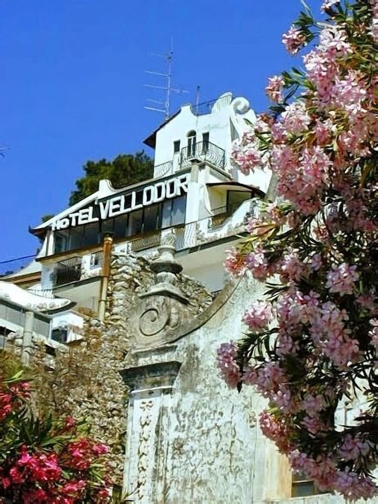 Hotel Vello d'Oro — Hotel building in Taormina, Sicily