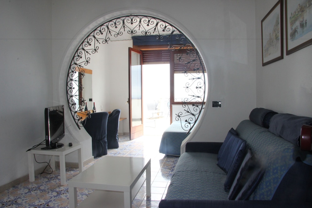 Hotel Vello d'Oro — Hotel rooms in Taormina, Sicily