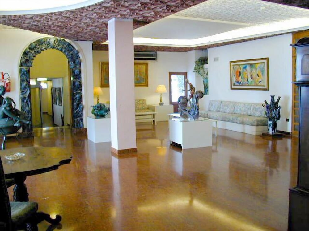 Hotel Vello d'Oro — Hotel building in Taormina, Sicily
