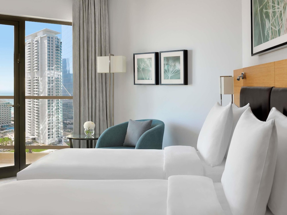Mövenpick Hotel Jumeirah Beach — Hotel rooms in Dubai