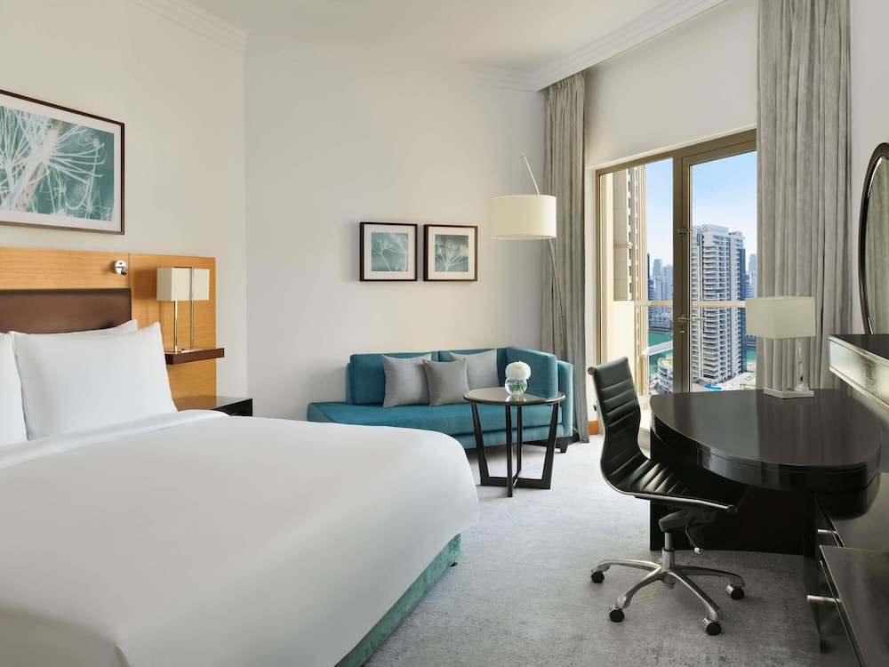 Mövenpick Hotel Jumeirah Beach — Hotel rooms in Dubai