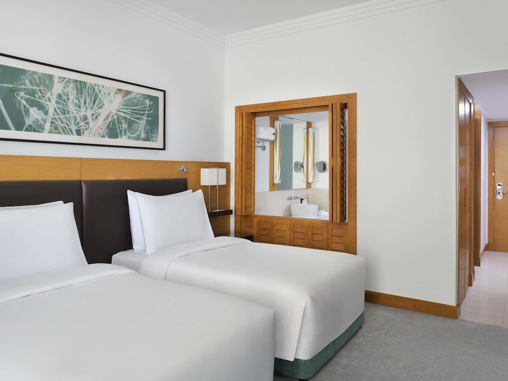 Mövenpick Hotel Jumeirah Beach — Hotel rooms in Dubai