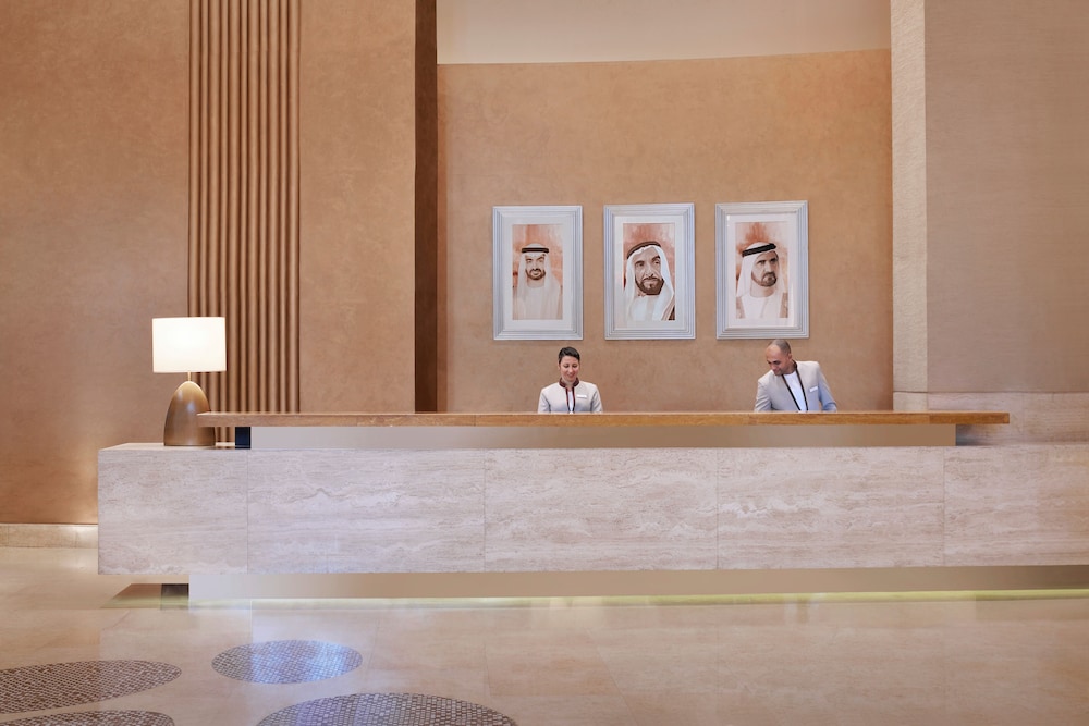 Mövenpick Hotel Jumeirah Beach — Hotel building in Dubai