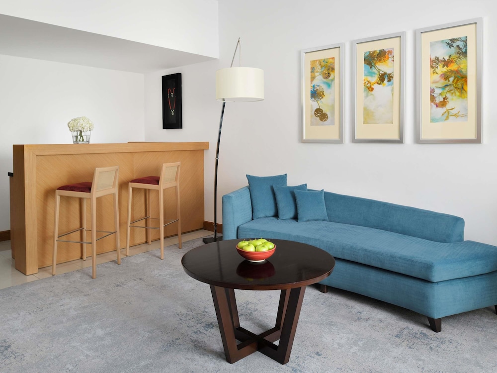 Mövenpick Hotel Jumeirah Beach — Hotel rooms in Dubai