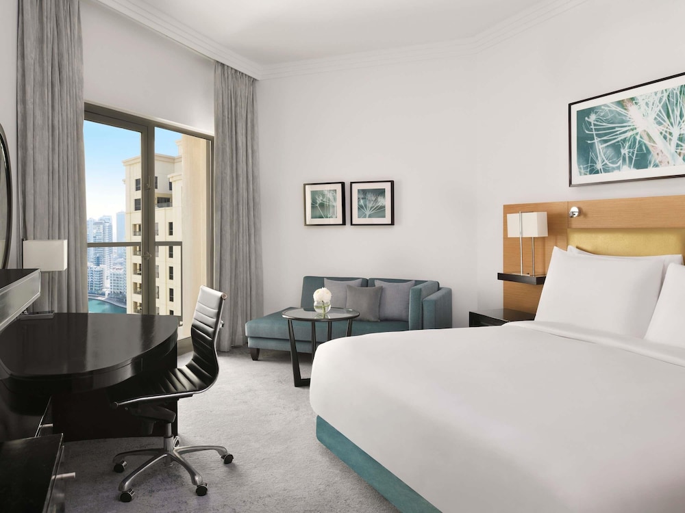 Mövenpick Hotel Jumeirah Beach — Hotel rooms in Dubai