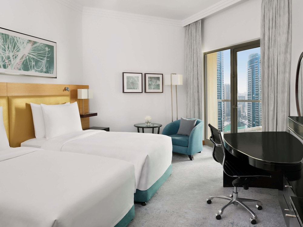 Mövenpick Hotel Jumeirah Beach — Hotel rooms in Dubai