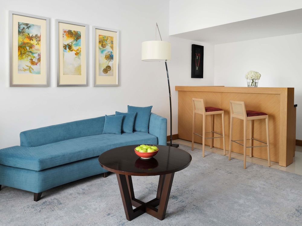 Mövenpick Hotel Jumeirah Beach — Hotel rooms in Dubai