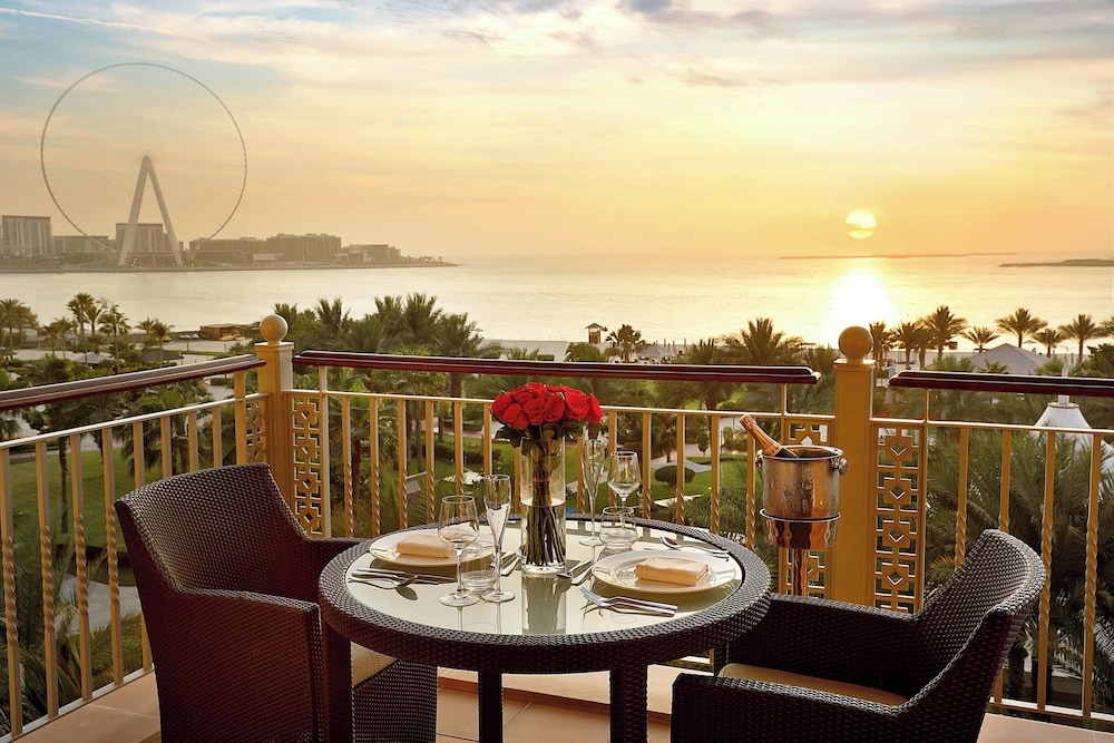 The Ritz-Carlton, Dubai — Hotel rooms in Dubai