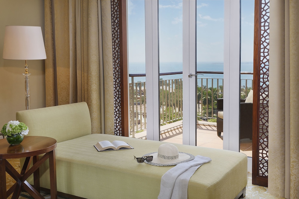 The Ritz-Carlton, Dubai — Hotel rooms in Dubai