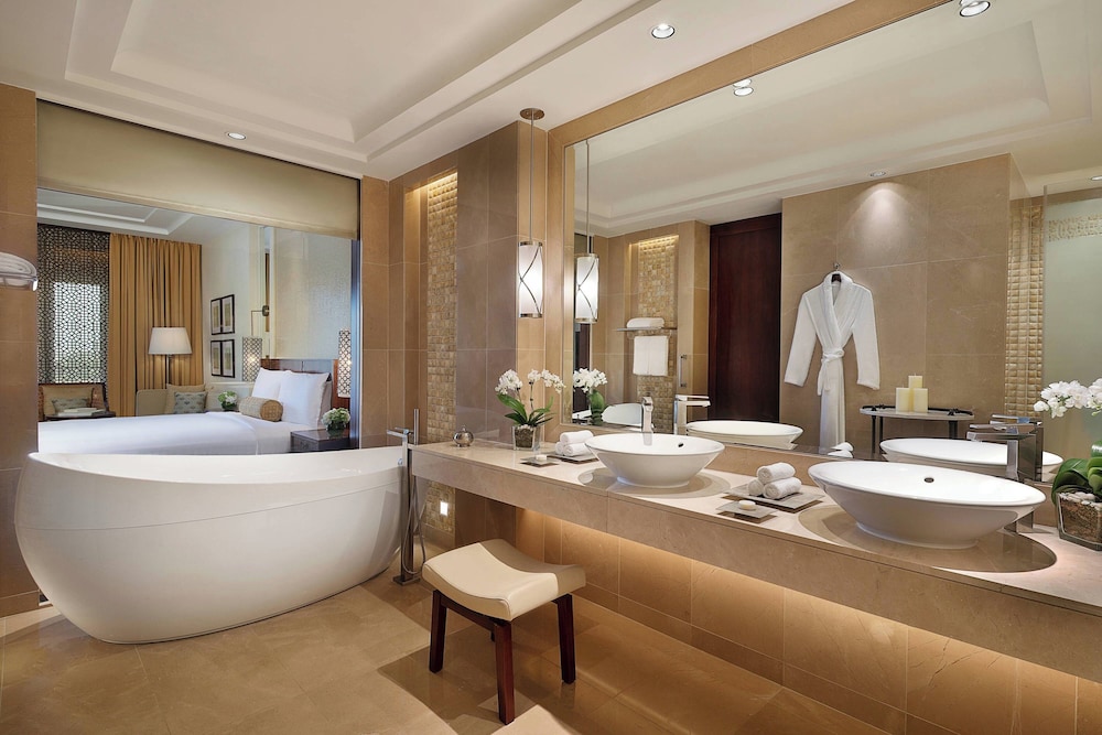 The Ritz-Carlton, Dubai — Hotel rooms in Dubai