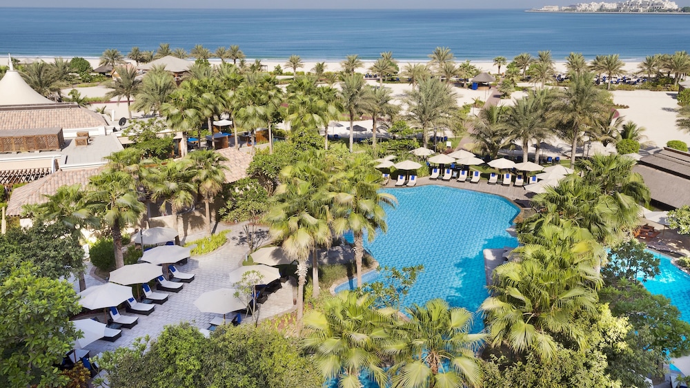 The Ritz-Carlton, Dubai — Swimming pool in Dubai