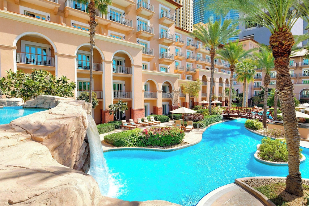 The Ritz-Carlton, Dubai — Swimming pool in Dubai