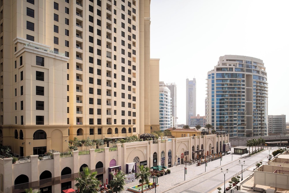 Sheraton Jumeirah Beach Resort — Attractions in the area in Dubai