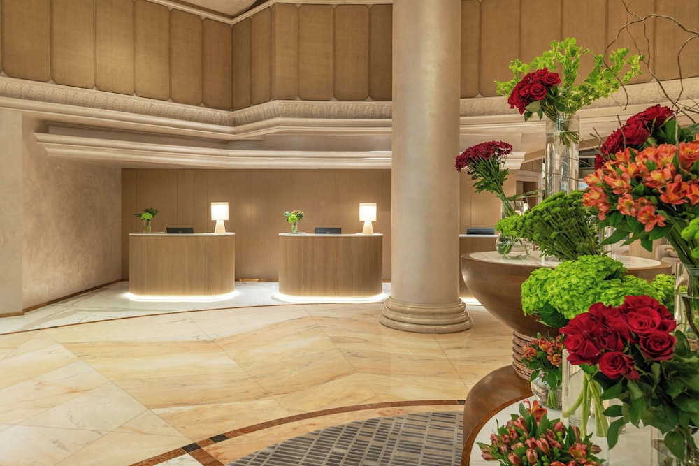 Sheraton Jumeirah Beach Resort — Hotel building in Dubai