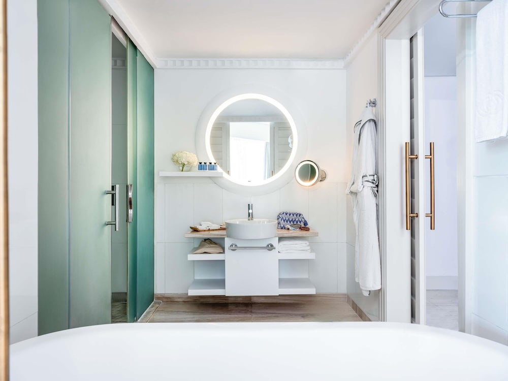 Sofitel Dubai Jumeirah Beach — Rooms in Dubai