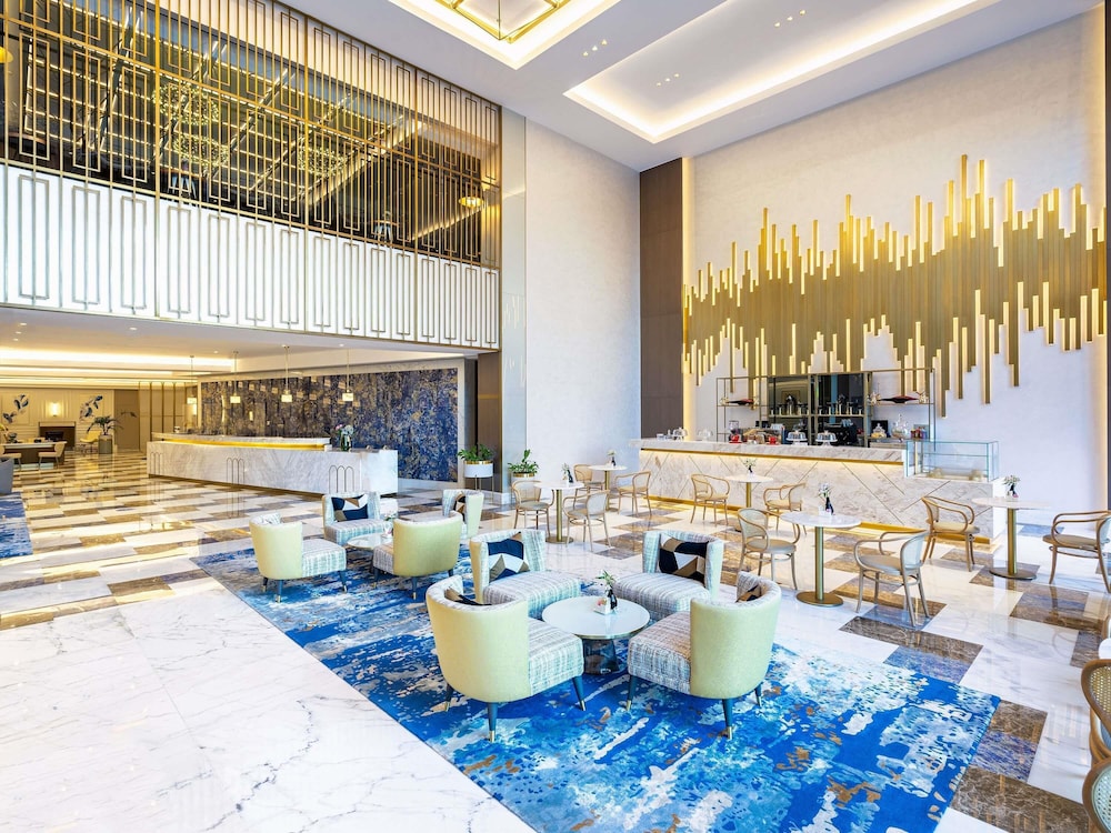Sofitel Dubai Jumeirah Beach — Restaurant in Dubai