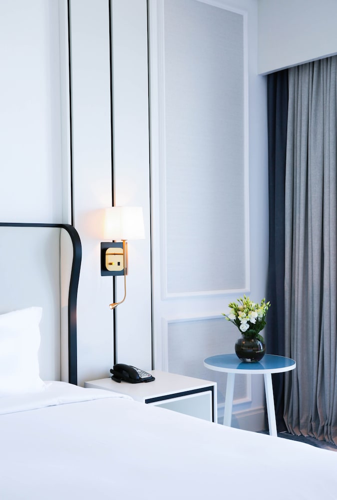 Sofitel Dubai Jumeirah Beach — Rooms in Dubai