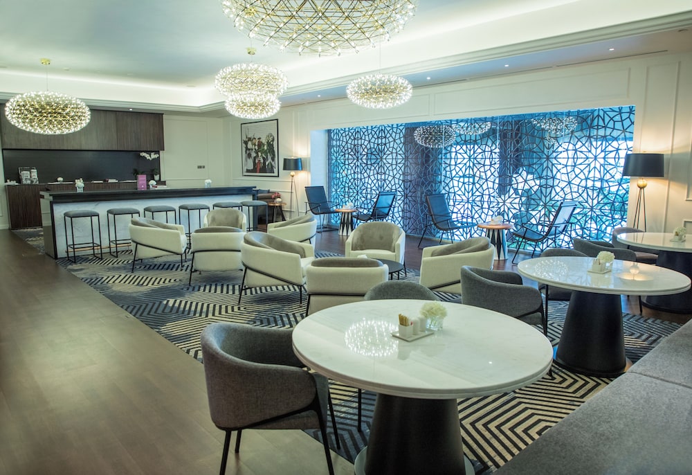 Sofitel Dubai Jumeirah Beach — Restaurant in Dubai