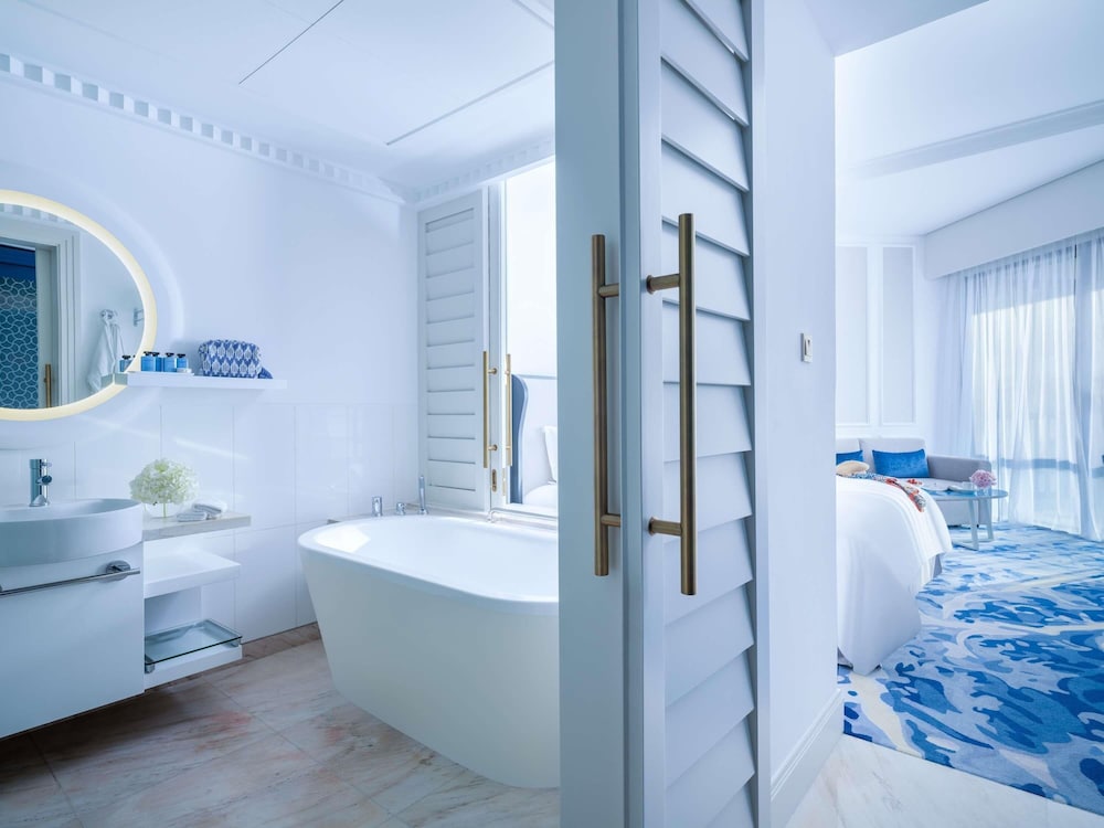 Sofitel Dubai Jumeirah Beach — Rooms in Dubai