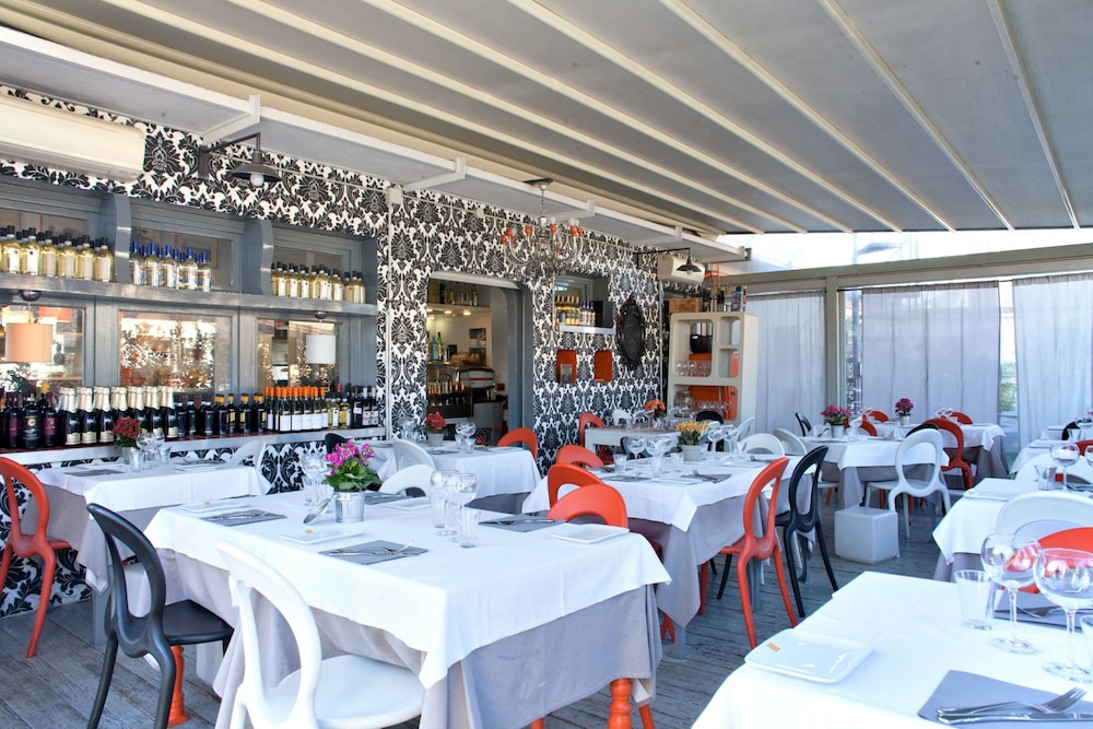 Orange Hotel — Restaurant & bars in Rome, Lazio