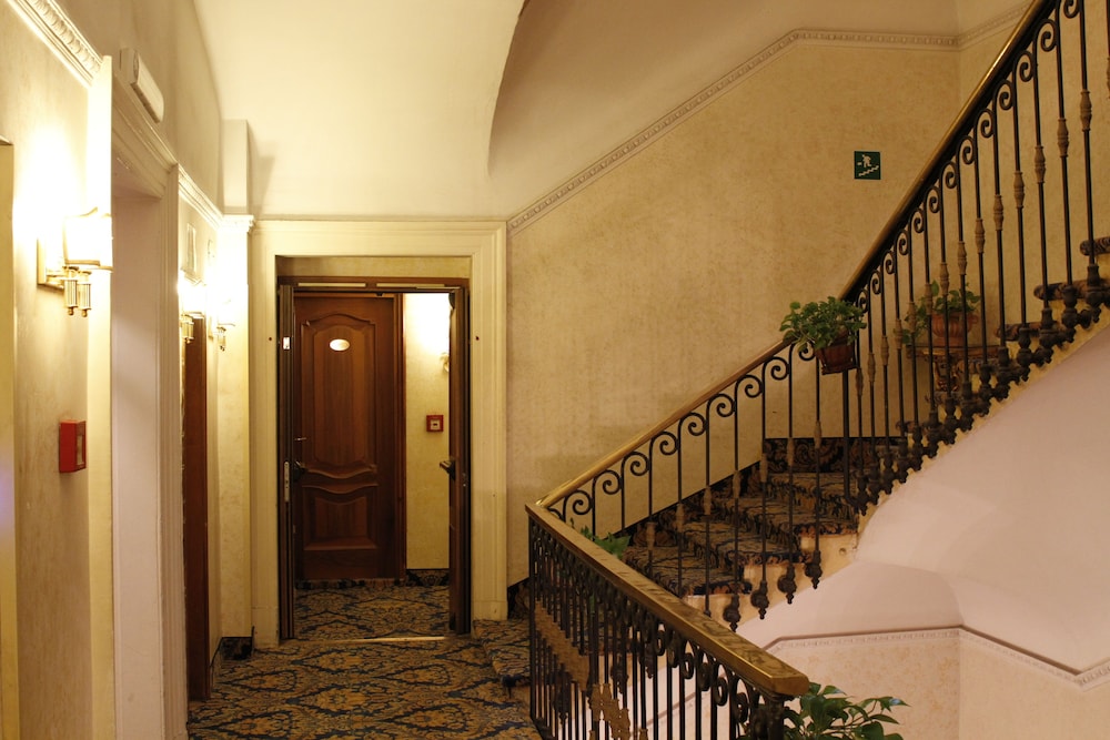 Pace Helvezia — Hotel building in Rome, Lazio