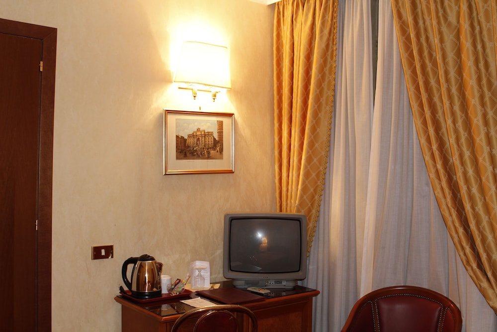 Pace Helvezia — Hotel rooms in Rome, Lazio