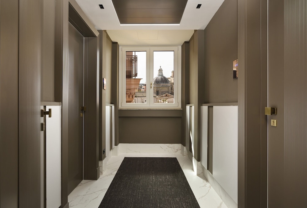 FH55 Grand Hotel Palatino — Hotel building in Rome, Lazio