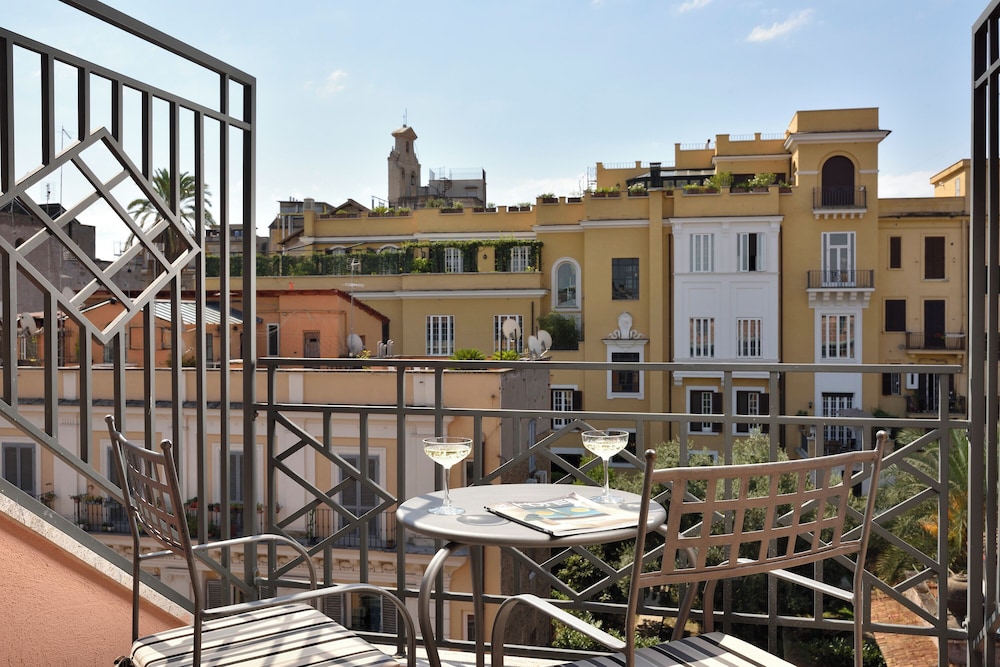 FH55 Grand Hotel Palatino — Attractions in the area in Rome, Lazio