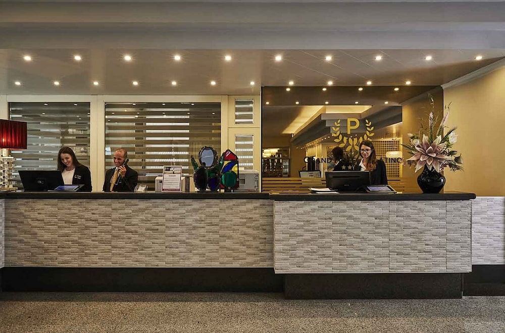 FH55 Grand Hotel Palatino — Hotel building in Rome, Lazio