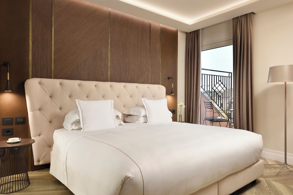 FH55 Grand Hotel Palatino — Hotel rooms in Rome, Lazio