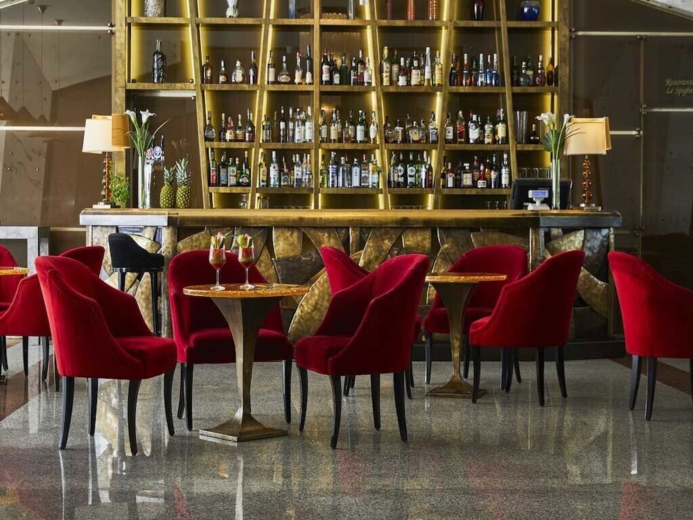 FH55 Grand Hotel Palatino — Restaurant & bars in Rome, Lazio