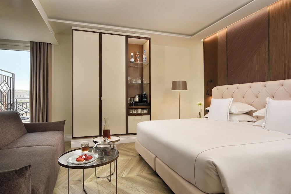 FH55 Grand Hotel Palatino — Hotel rooms in Rome, Lazio