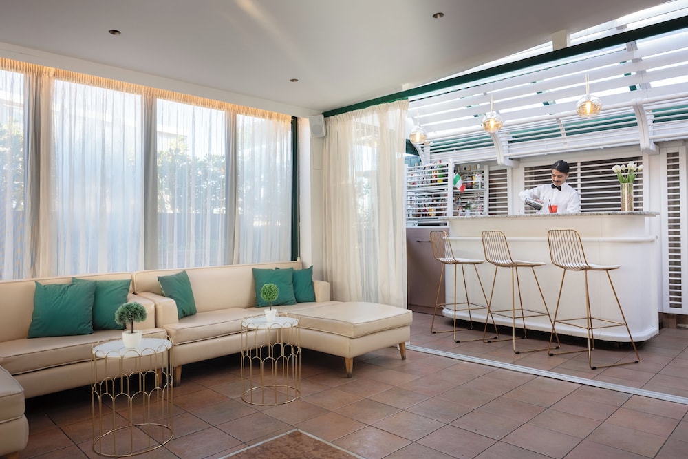 Hotel Palladium Palace — Restaurant & bars in Rome, Lazio