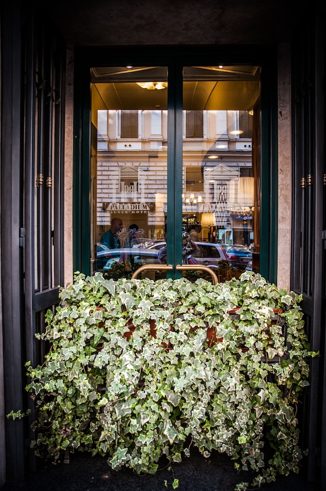 Hotel Palladium Palace — Restaurant & bars in Rome, Lazio