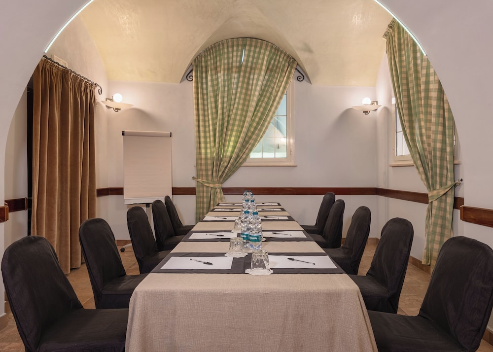 Hotel Palladium Palace — Hotel building in Rome, Lazio