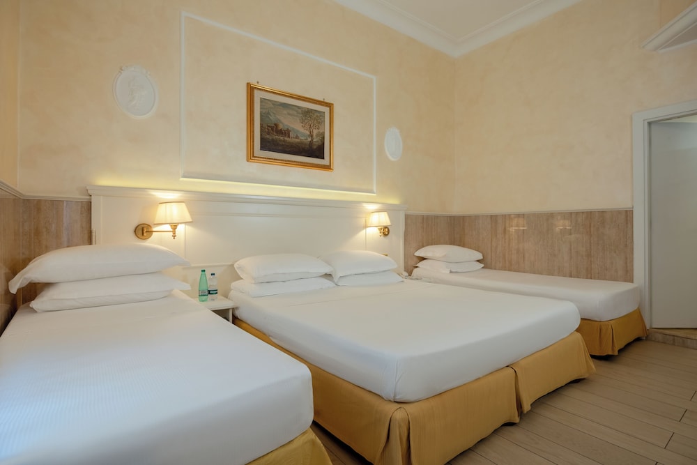 Hotel Palladium Palace — Hotel rooms in Rome, Lazio
