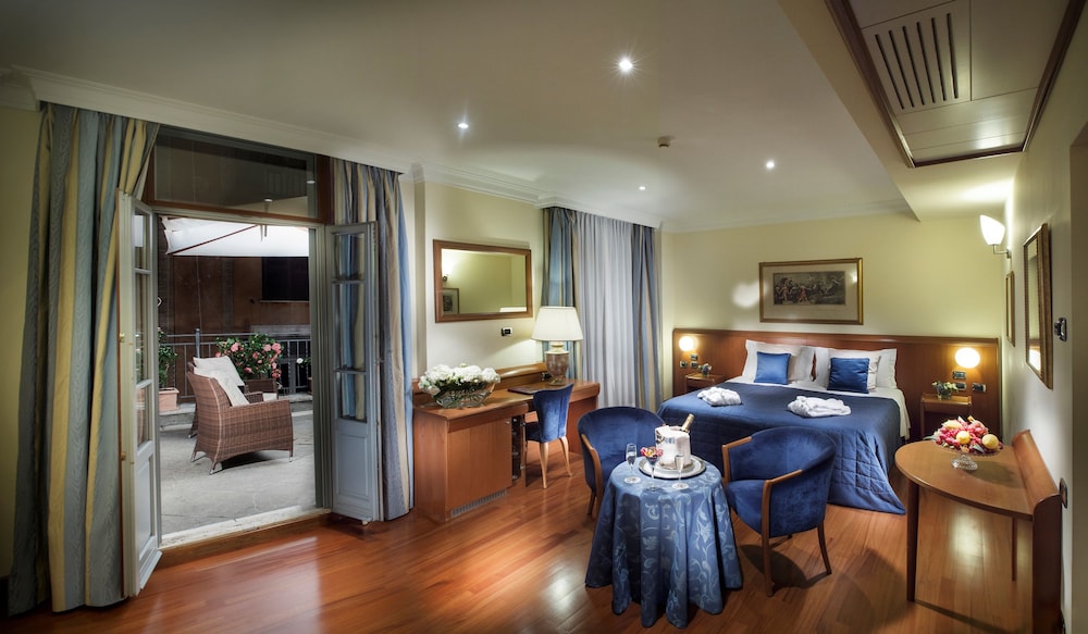 Hotel Ponte Sisto — Hotel rooms in Rome, Lazio