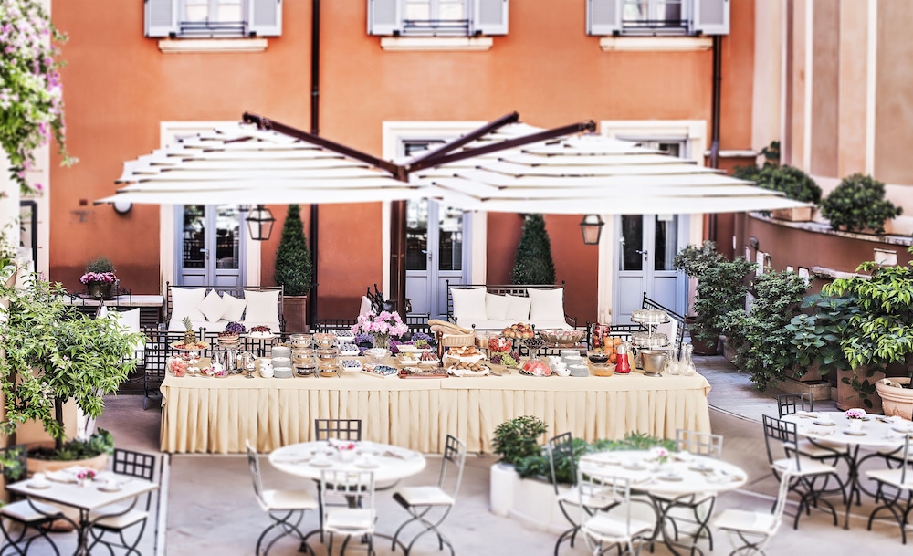 Hotel Ponte Sisto — Restaurant & bars in Rome, Lazio