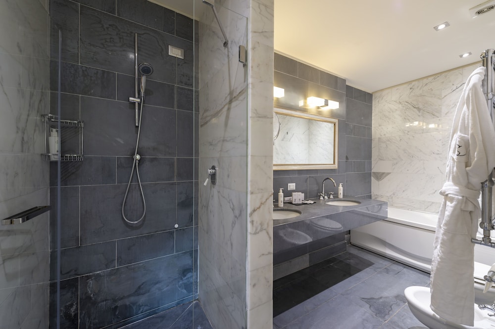 Hotel Principe Torlonia — Hotel rooms in Rome, Lazio