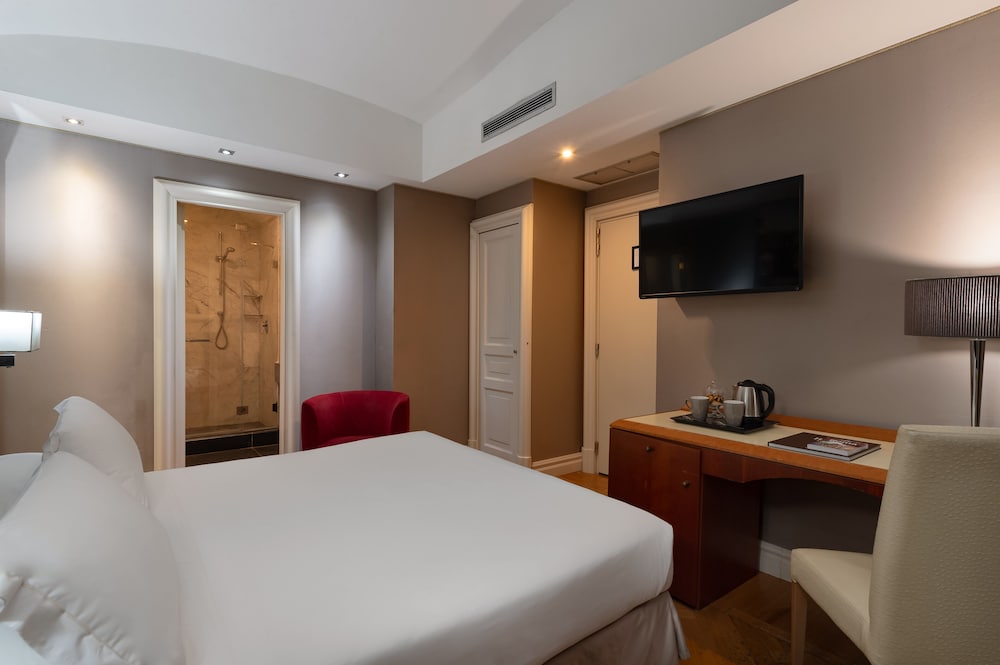 Hotel Principe Torlonia — Hotel rooms in Rome, Lazio