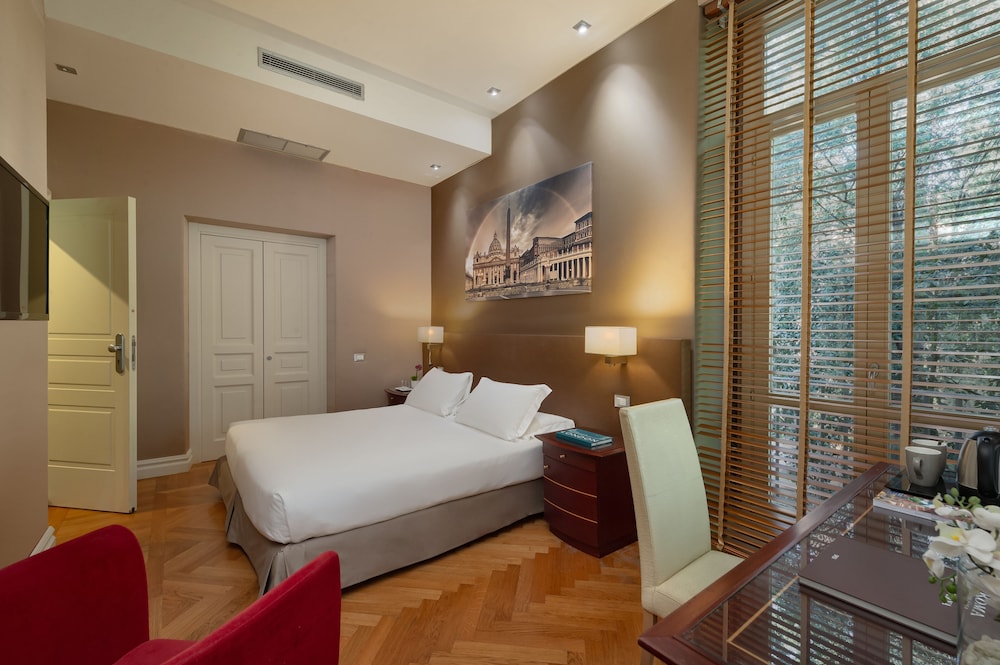 Hotel Principe Torlonia — Hotel rooms in Rome, Lazio