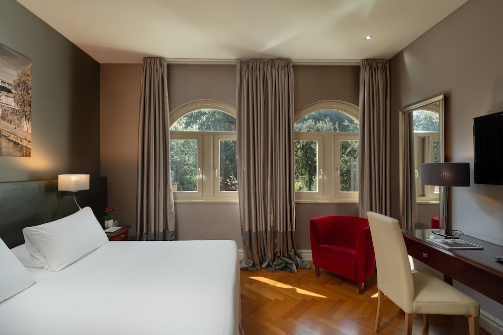 Hotel Principe Torlonia — Hotel rooms in Rome, Lazio