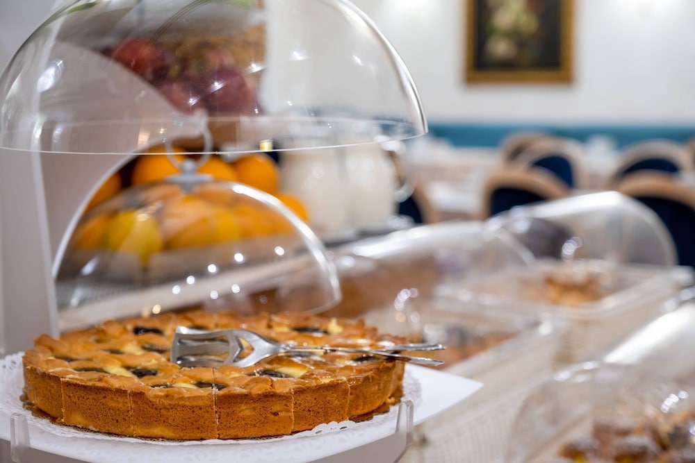 Quality Hotel Nova Domus — Restaurant & bars in Rome, Lazio