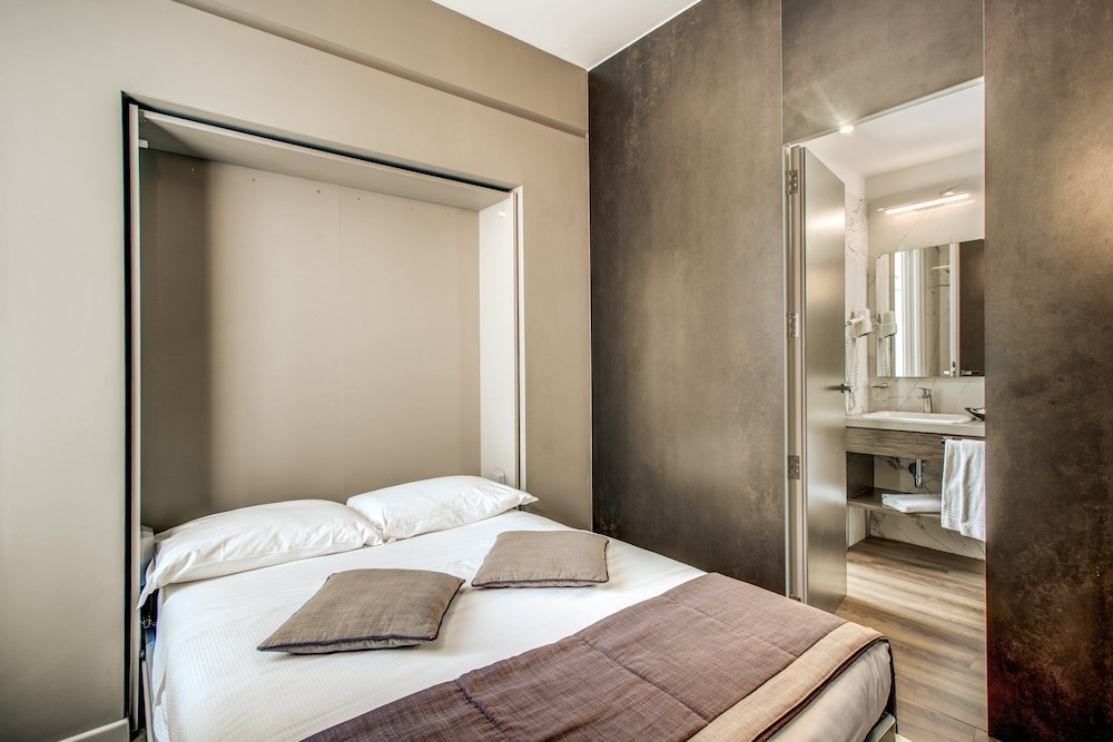 Al Manthia Hotel - Trevi Hotels Group — Hotel rooms in Rome, Lazio