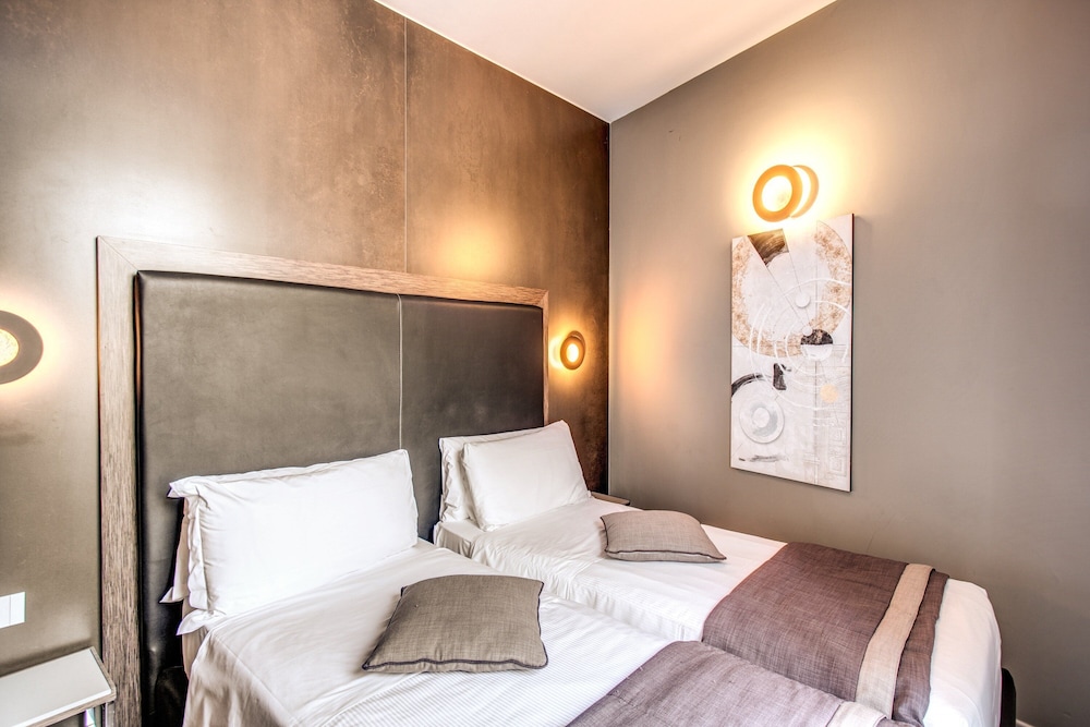 Al Manthia Hotel - Trevi Hotels Group — Hotel rooms in Rome, Lazio