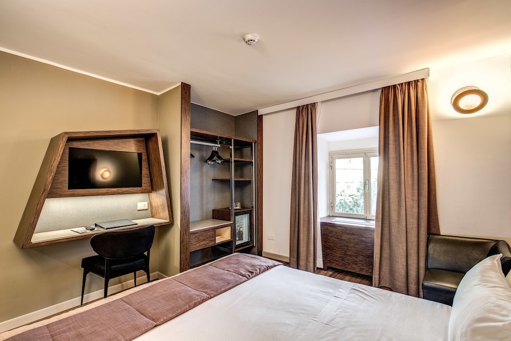 Al Manthia Hotel - Trevi Hotels Group — Hotel rooms in Rome, Lazio