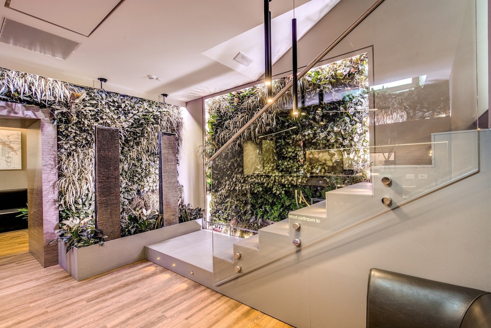 Al Manthia Hotel - Trevi Hotels Group — Hotel building in Rome, Lazio