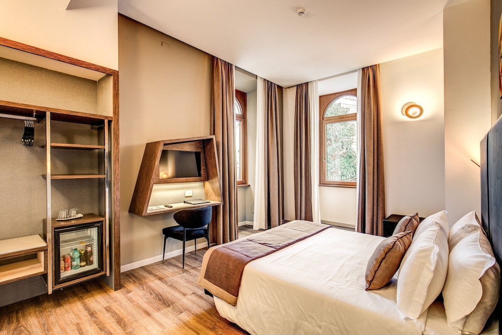 Al Manthia Hotel - Trevi Hotels Group — Hotel rooms in Rome, Lazio
