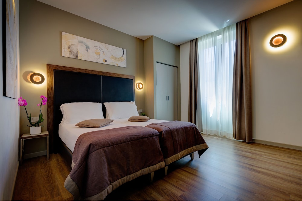 Al Manthia Hotel - Trevi Hotels Group — Hotel rooms in Rome, Lazio