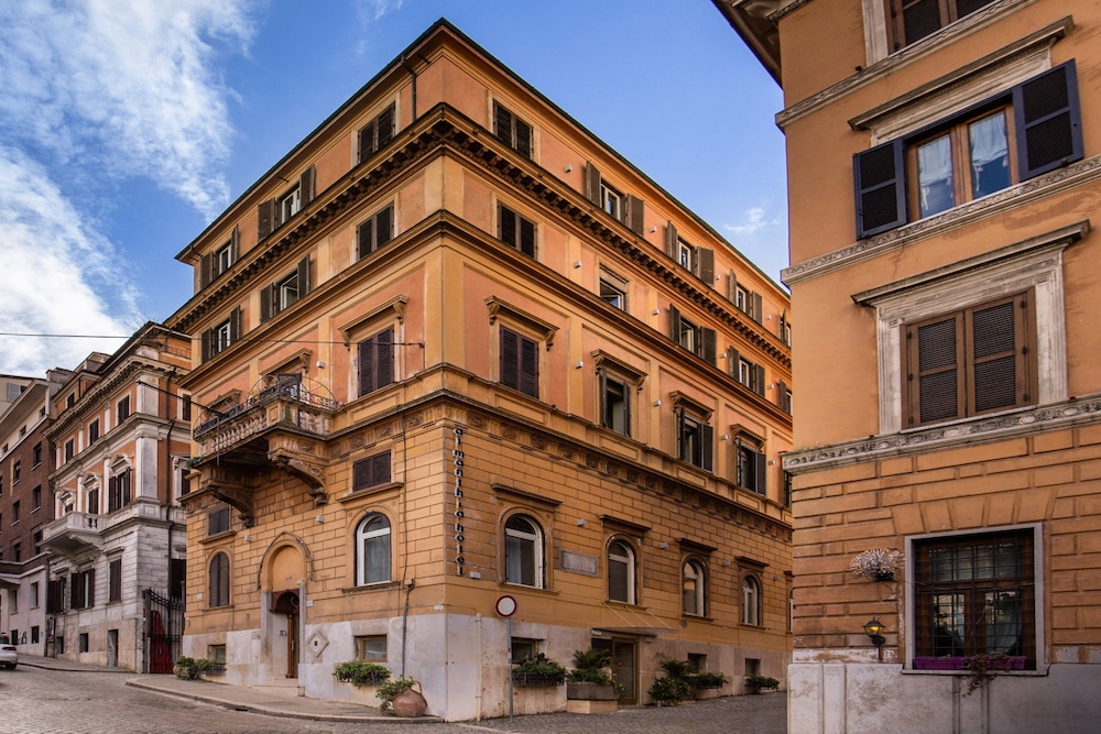 Al Manthia Hotel - Trevi Hotels Group — Hotel building in Rome, Lazio